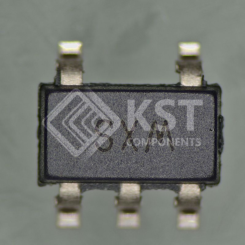 MIC5504-3.3YM5-TR