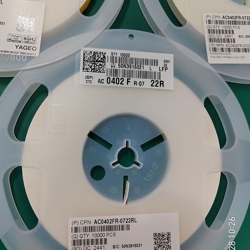 AC0402FR-0722RL