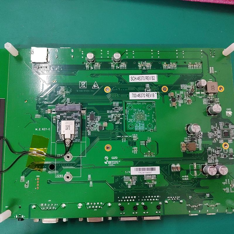 8MPLUSLPD4-EVK