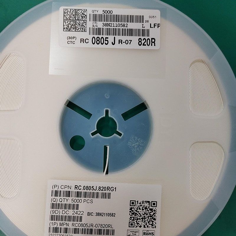 RC0805JR-07820RL