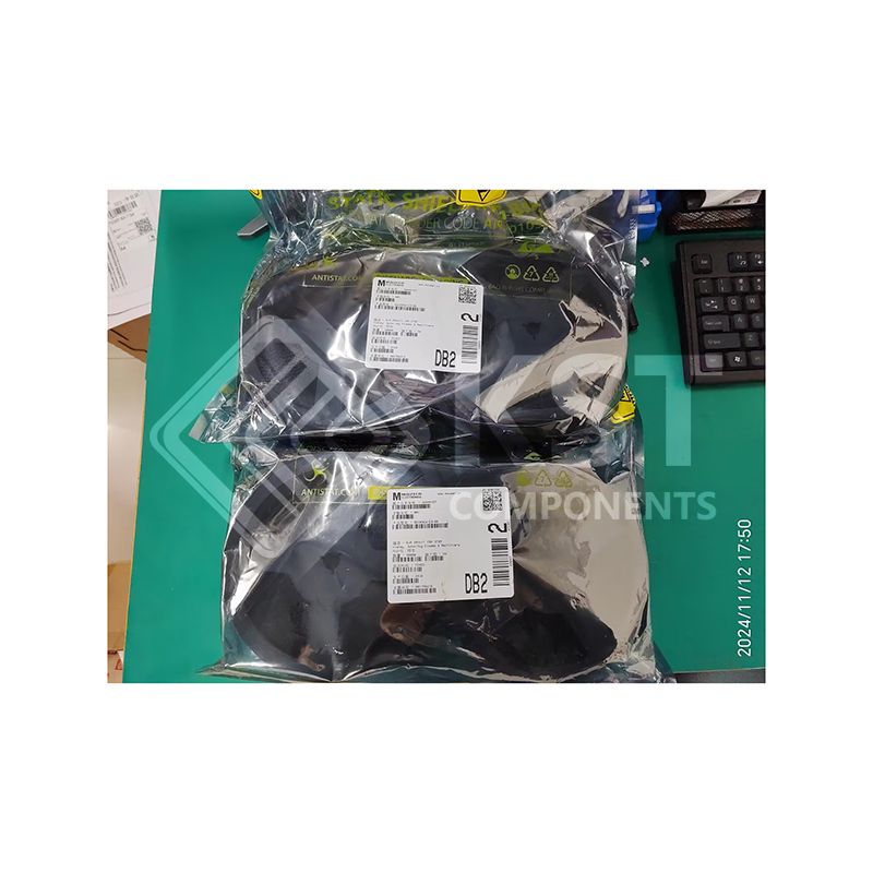 SD103CW-E3-08