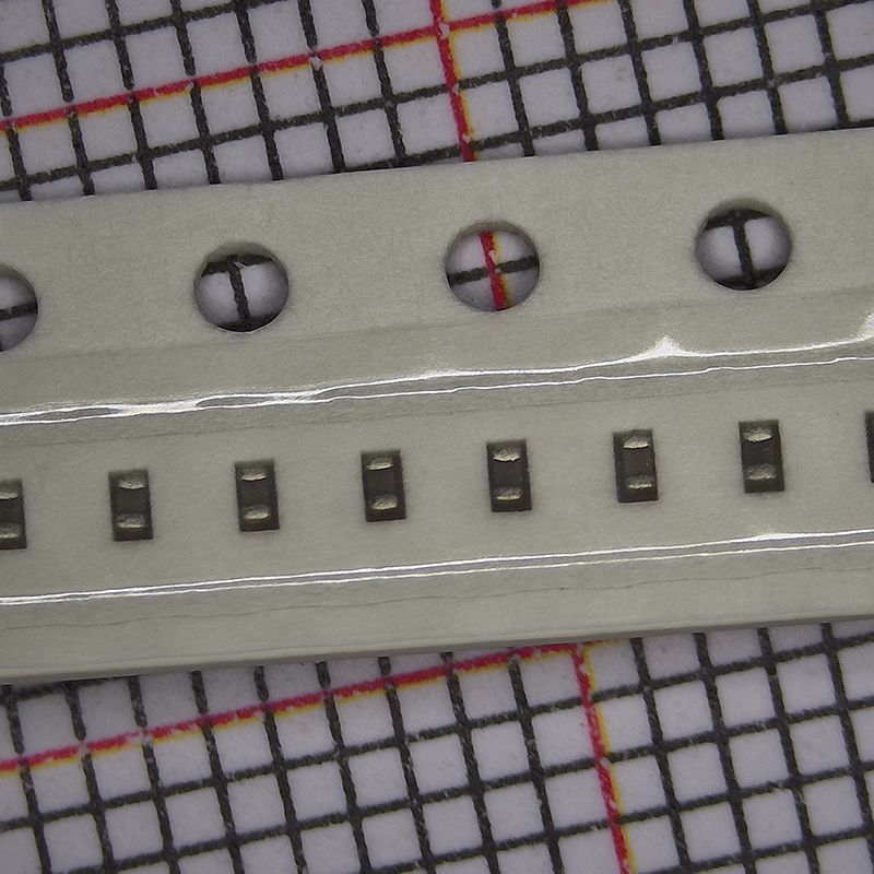 CC0402JRNPO9BN221