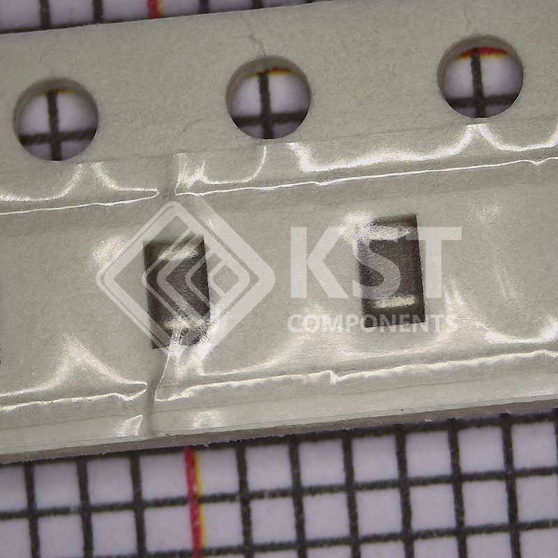 GCM188D70J106ME36D