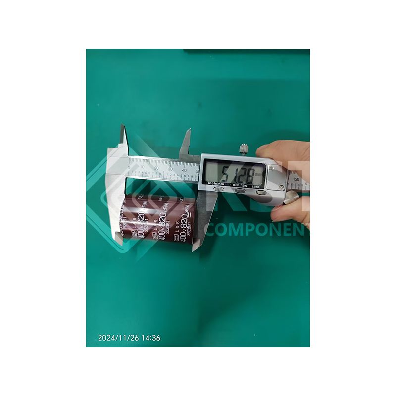 ELXS401VSN821MA50S
