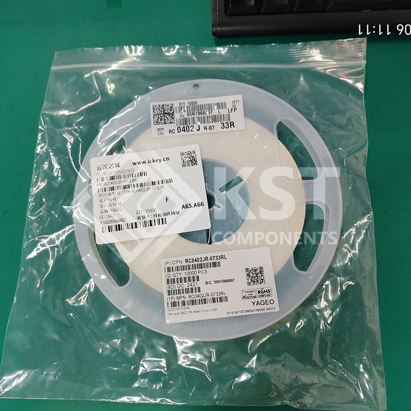 RC0402JR-0733RL