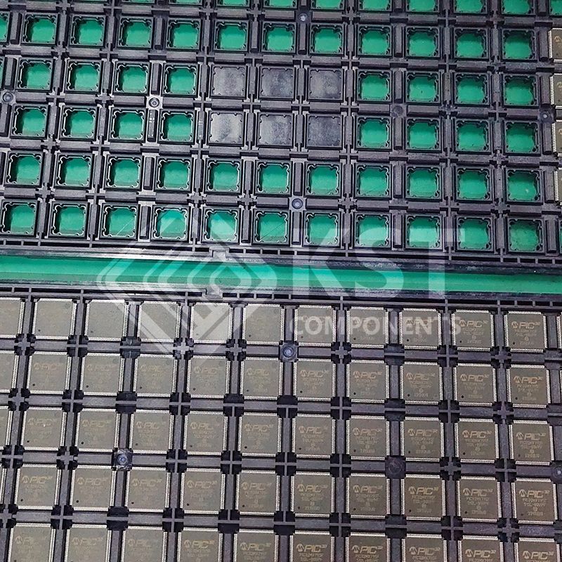 PIC32MX795F512L-80I PF