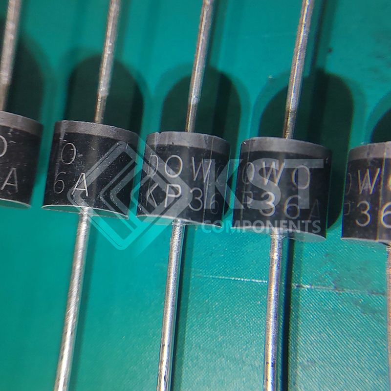 XMC1302T038X0032ABXUMA1