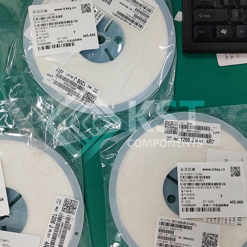 RC1206JR-074R7L
