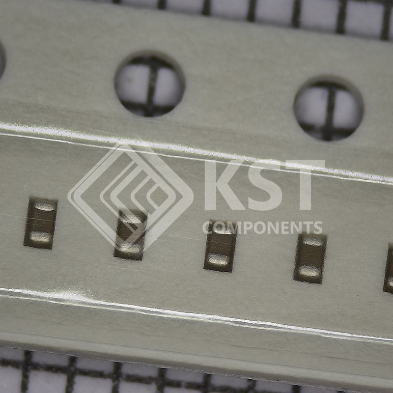 GCM155R71H221KA37D